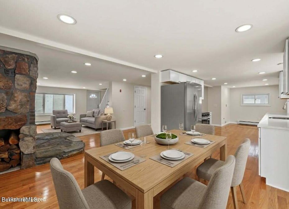 738 River Rd Photo 32