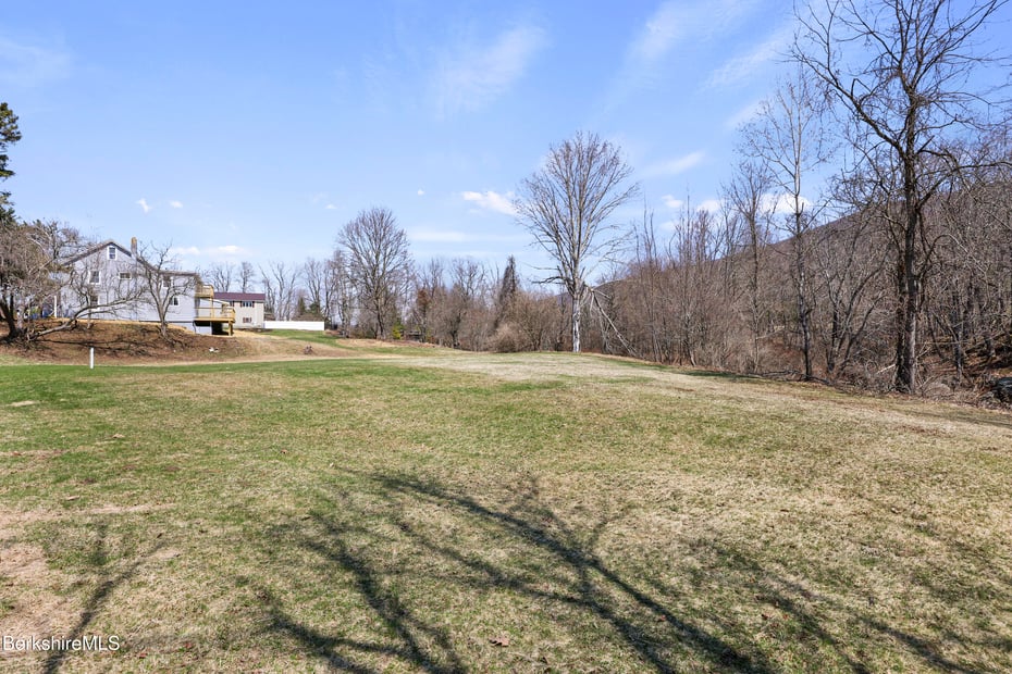 738 River Rd Photo 56