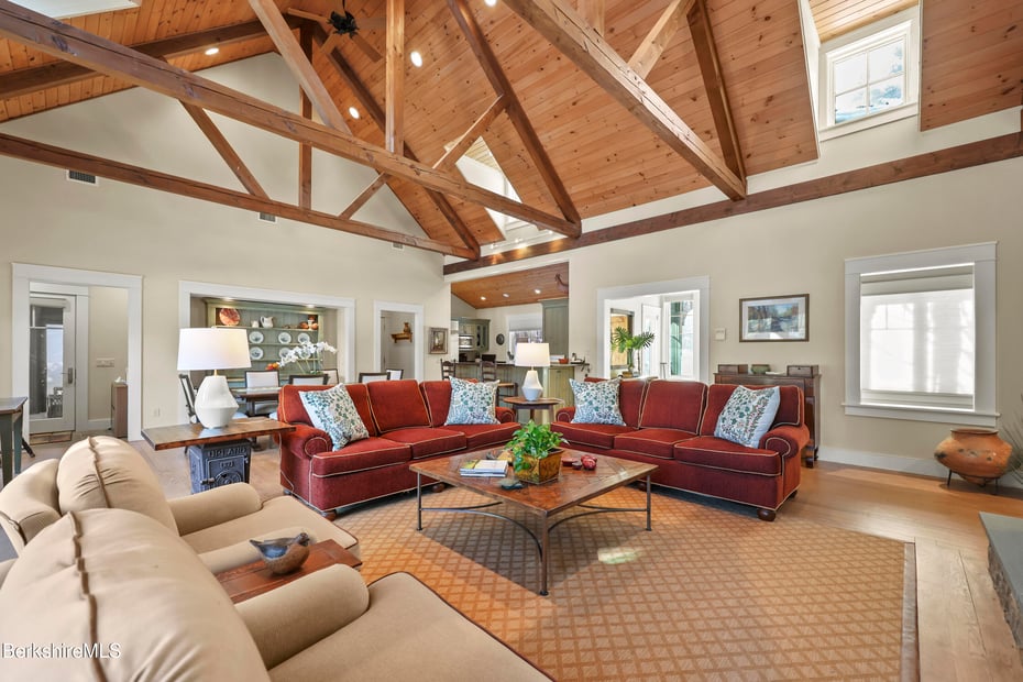 201 Stratford Rd Photo 14