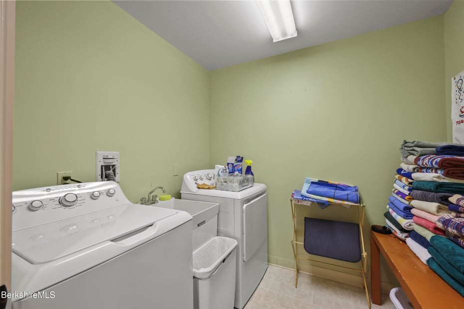 201 Stratford Rd Photo 59