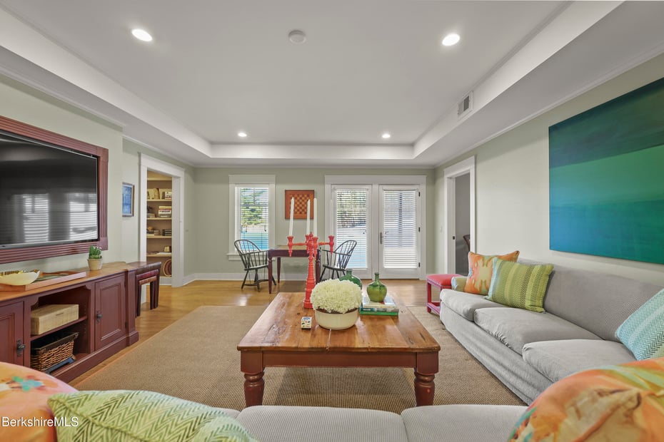 201 Stratford Rd Photo 44