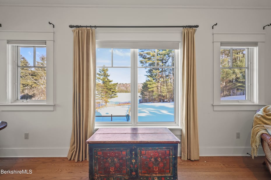 201 Stratford Rd Photo 35