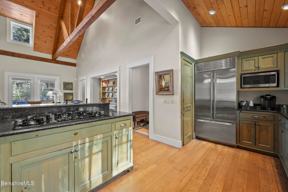 201 Stratford Rd Photo 30