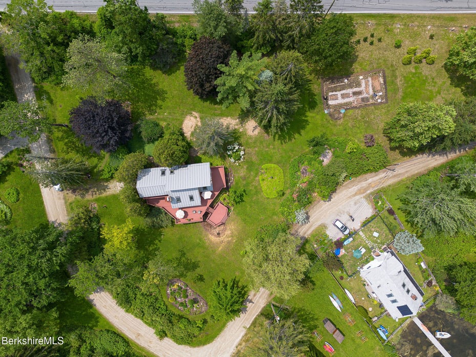 3 Stratford Ln Photo 39