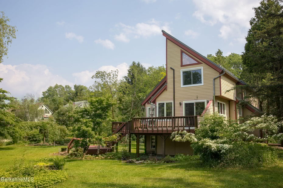 3 Stratford Ln Photo 35