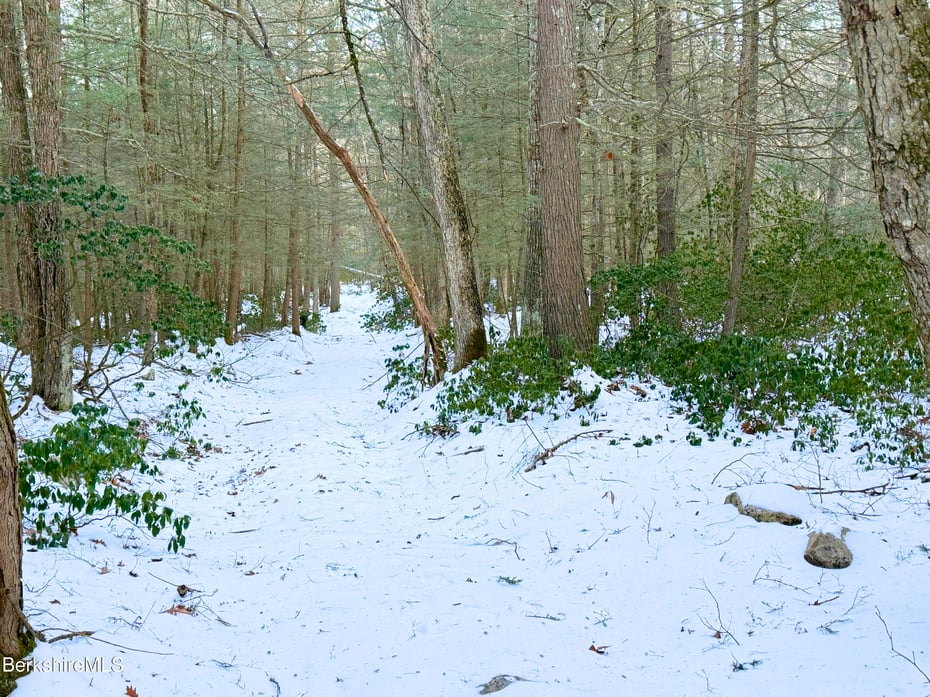 0 Route 57 Photo 8