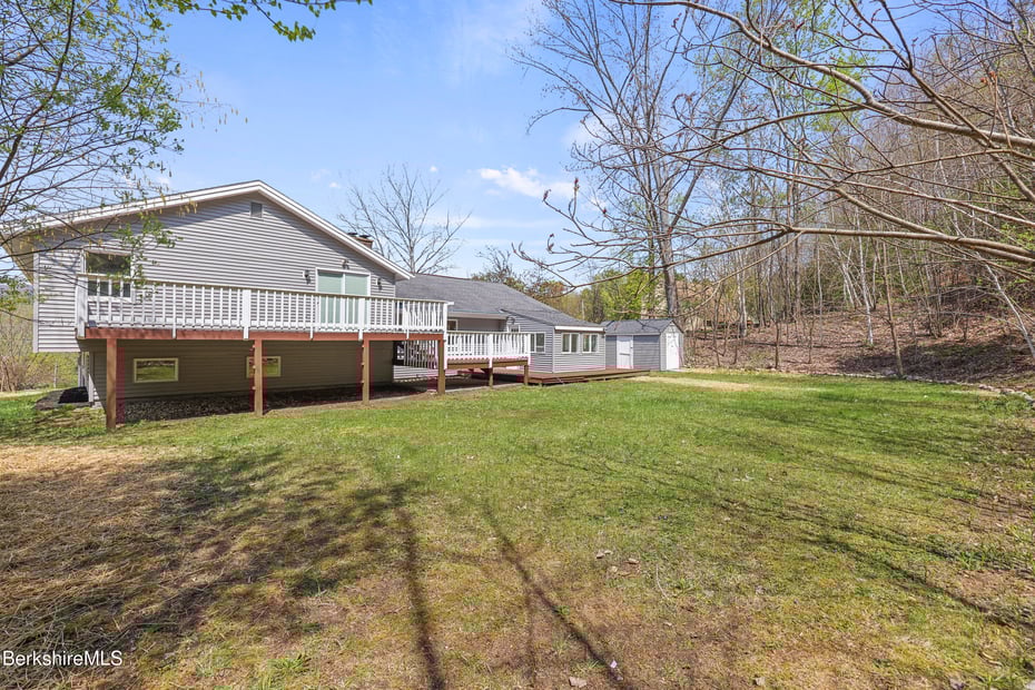149 Wilshire Dr Photo 7
