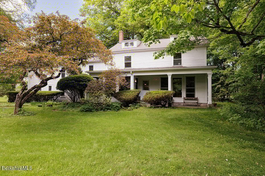81 Egremont Plain Rd Photo 1