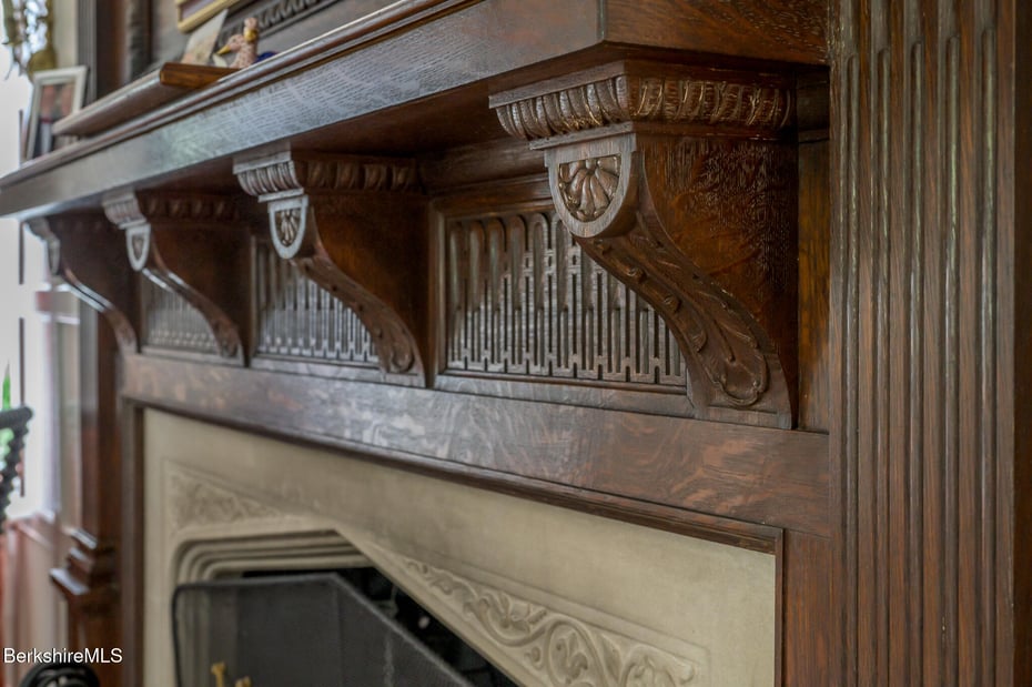 399 Under Mountain Rd Photo 7