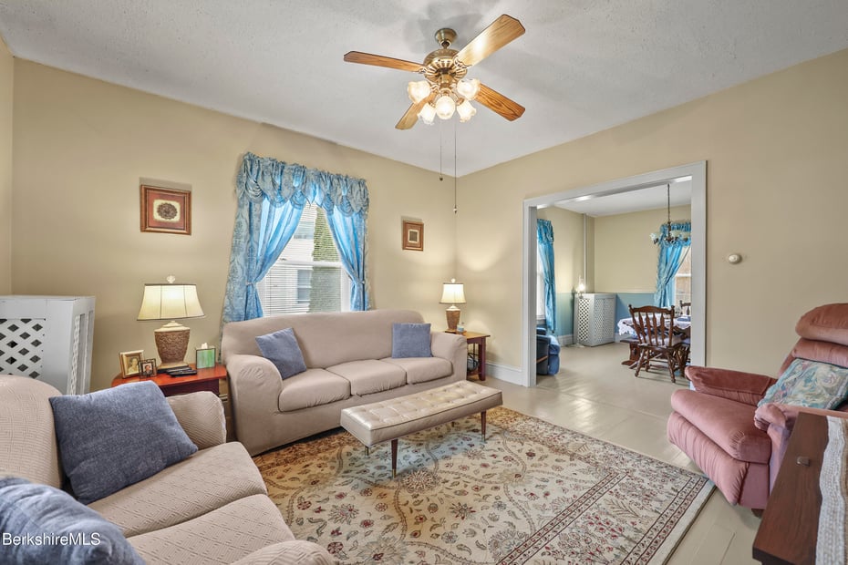 34 Goodrich St Photo 5