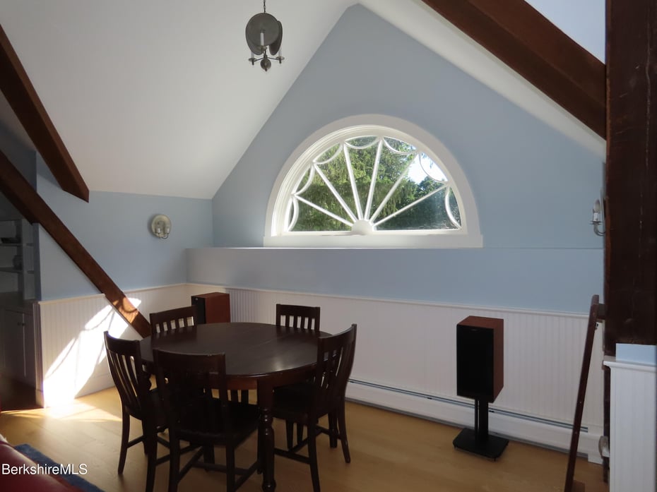 175 Bulkley St Photo 41