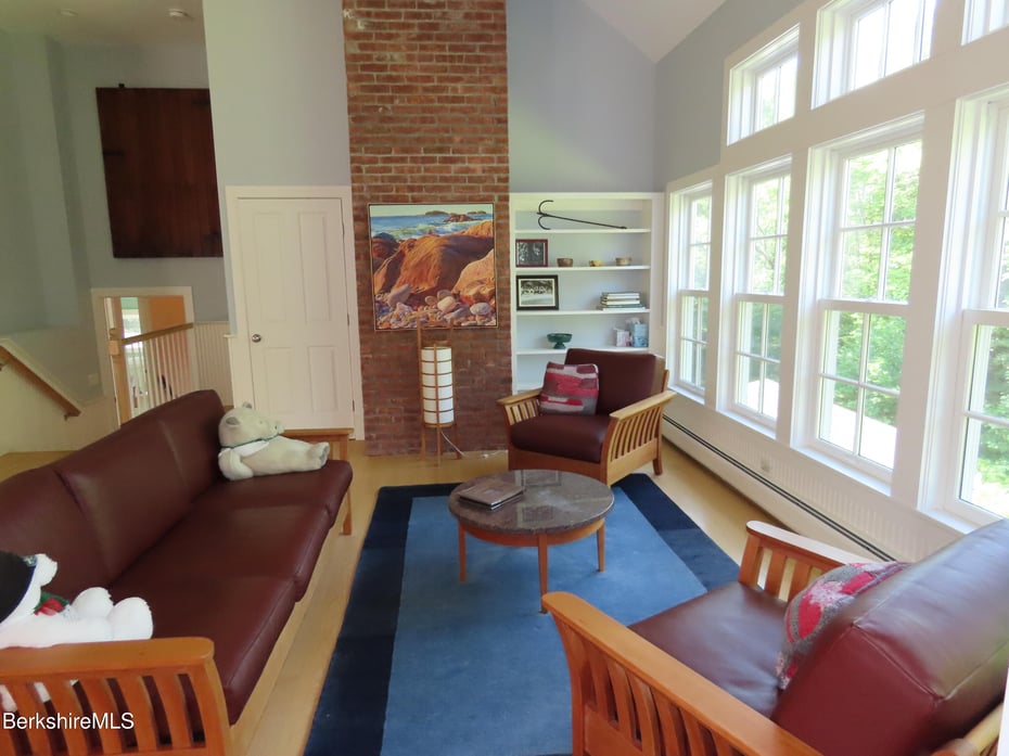 175 Bulkley St Photo 54