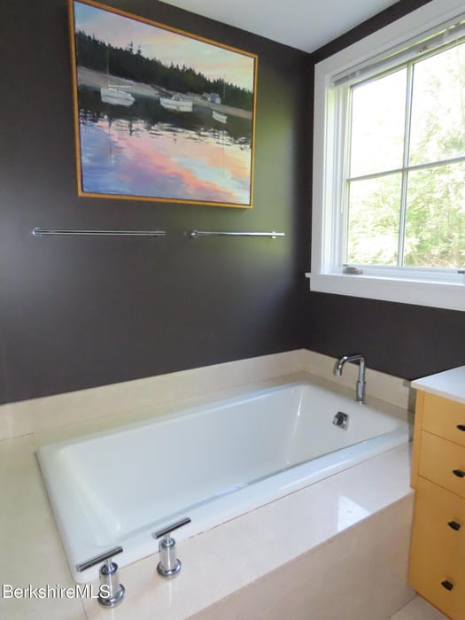 175 Bulkley St Photo 66