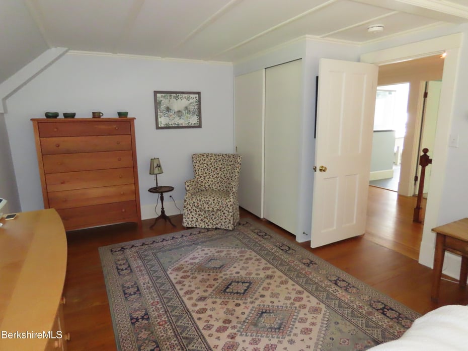 175 Bulkley St Photo 38