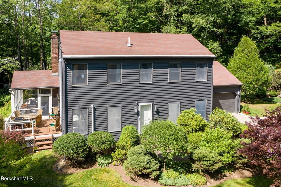 91 Brush Hill Rd Photo 33