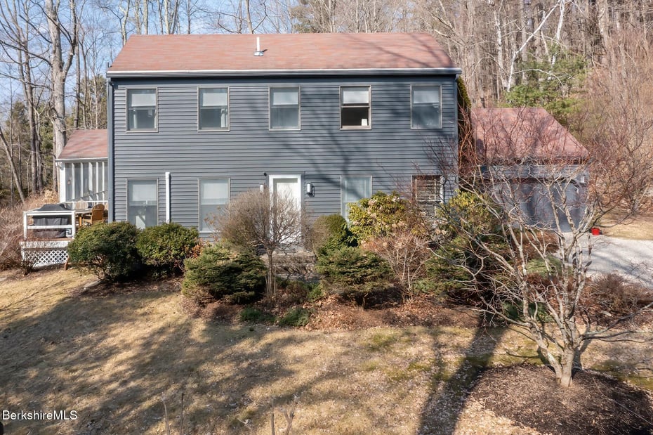91 Brush Hill Rd Photo 38