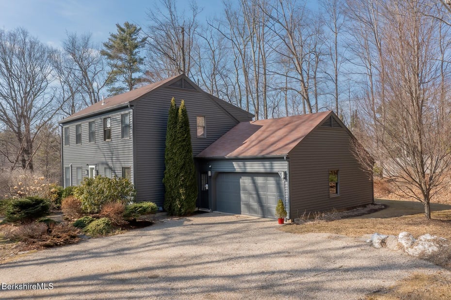 91 Brush Hill Rd Photo 36