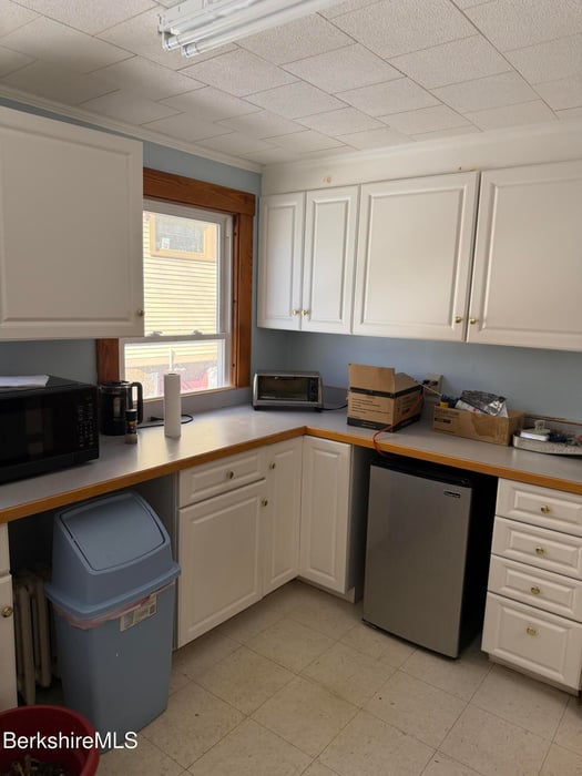 85 Church St Photo 9