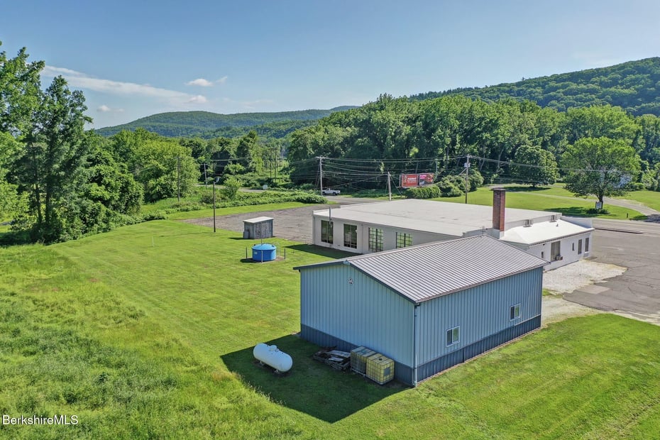 1955 N Main St Photo 3