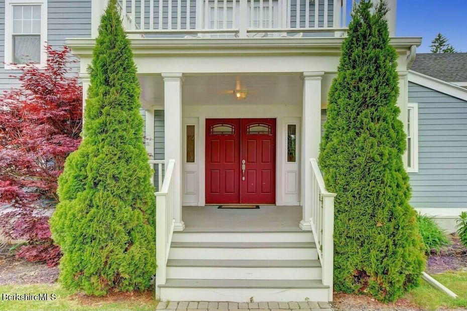 1 Devon Rd Photo 3