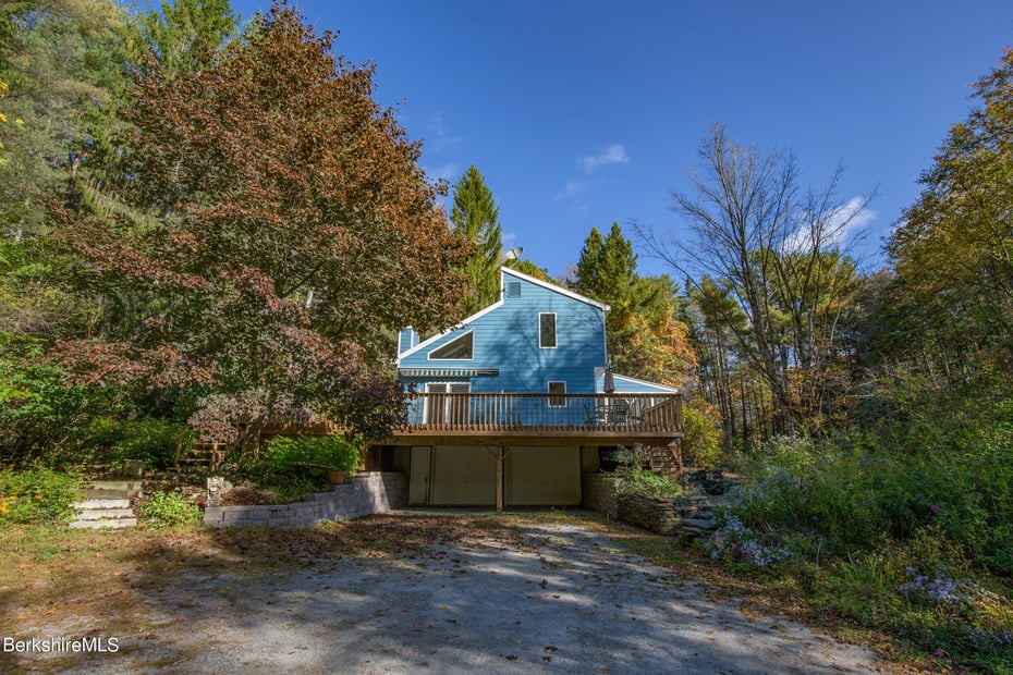 139 Tyringham Rd Photo 2