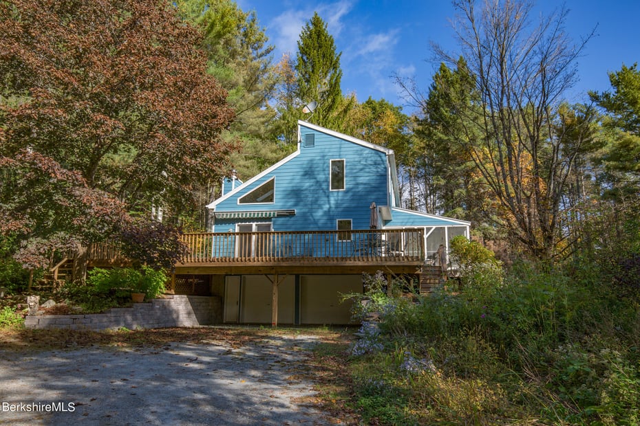 139 Tyringham Rd Photo 1