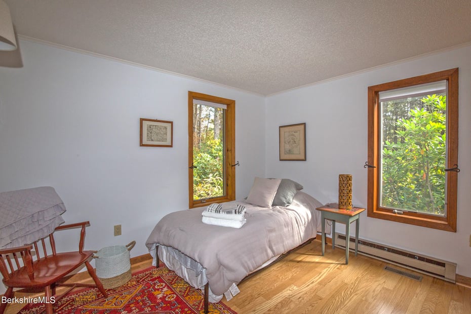 139 Tyringham Rd Photo 20