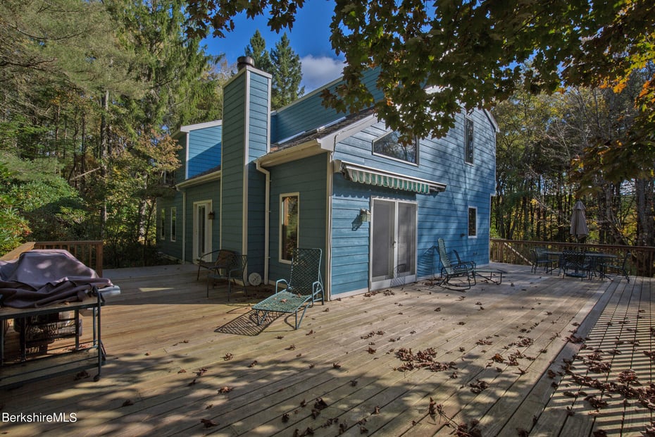 139 Tyringham Rd Photo 4