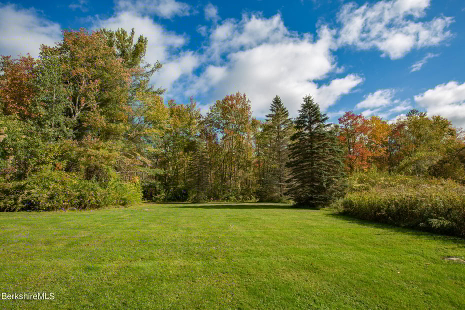 139 Tyringham Rd Photo 63