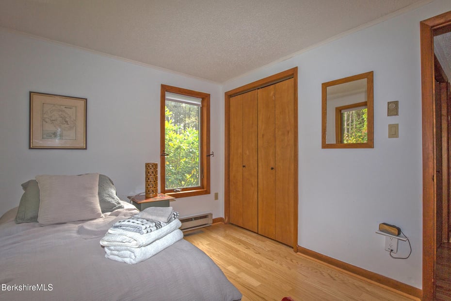 139 Tyringham Rd Photo 21