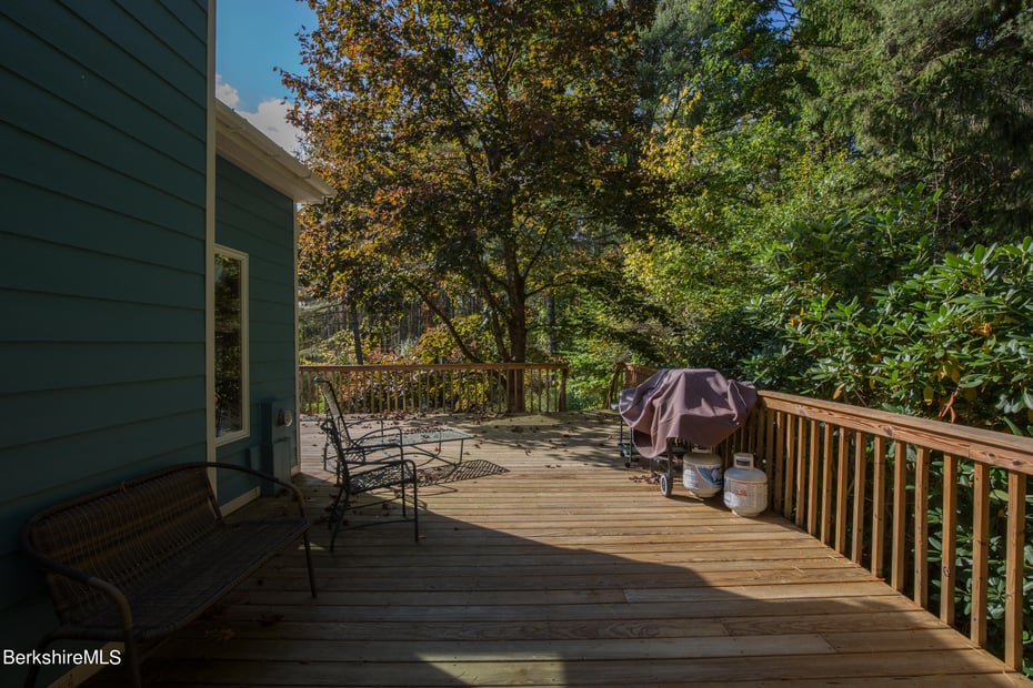 139 Tyringham Rd Photo 7