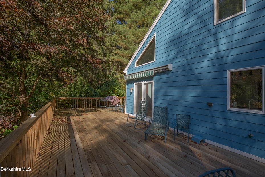 139 Tyringham Rd Photo 3