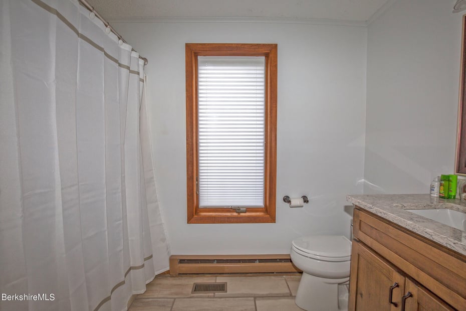139 Tyringham Rd Photo 18