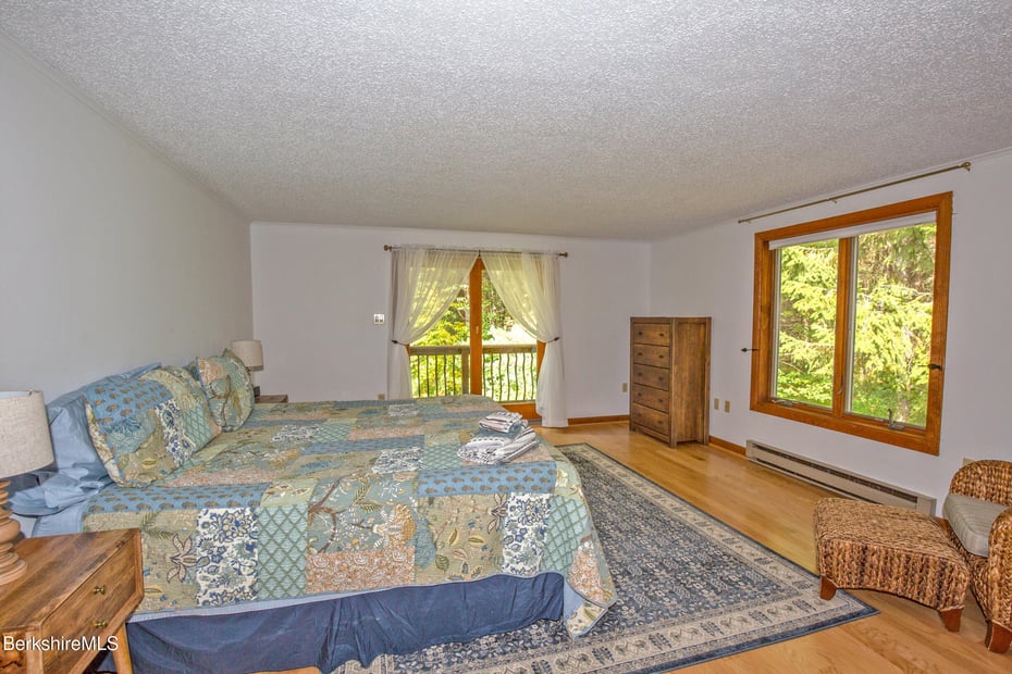 139 Tyringham Rd Photo 47