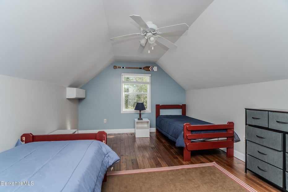 454 Pine Rd Photo 31