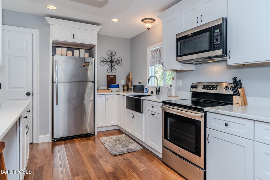 454 Pine Rd Photo 21