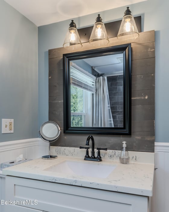 454 Pine Rd Photo 35