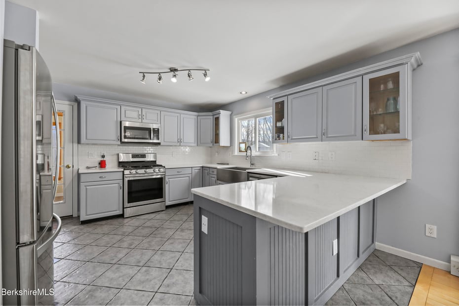 78 Mallery Rd Photo 15