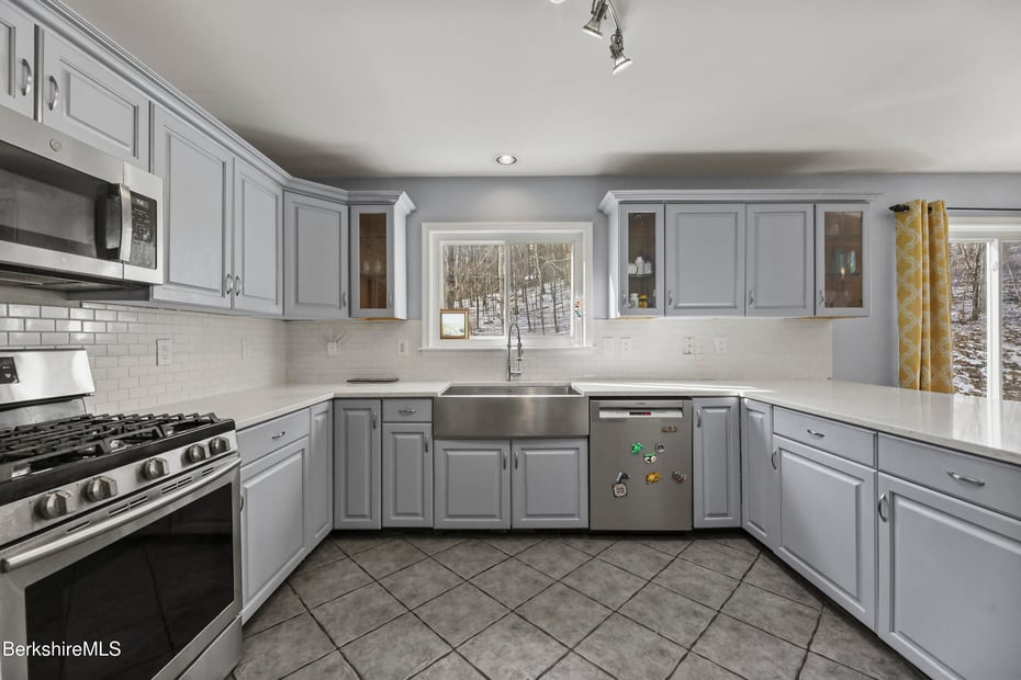 78 Mallery Rd Photo 17