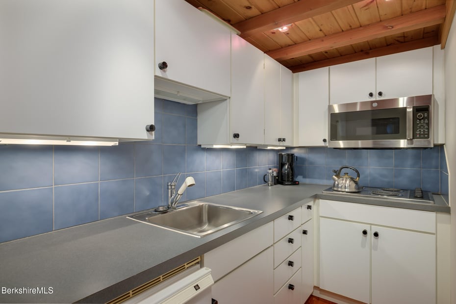 294 Bulkley St Photo 55