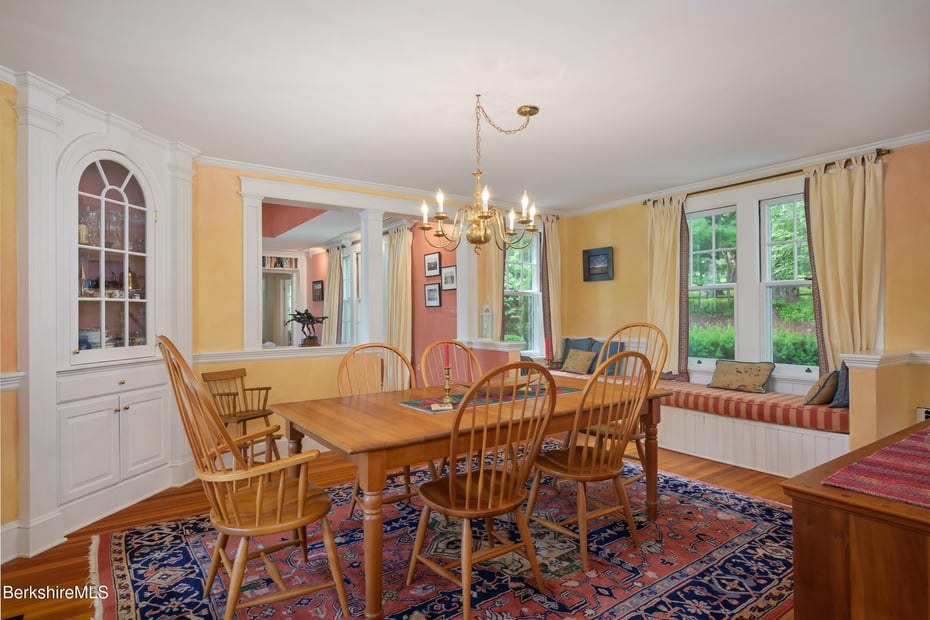 294 Bulkley St Photo 18