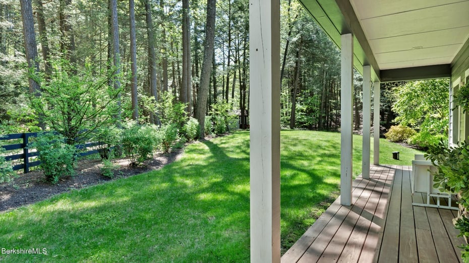 53 10 Broeck Rd Photo 43