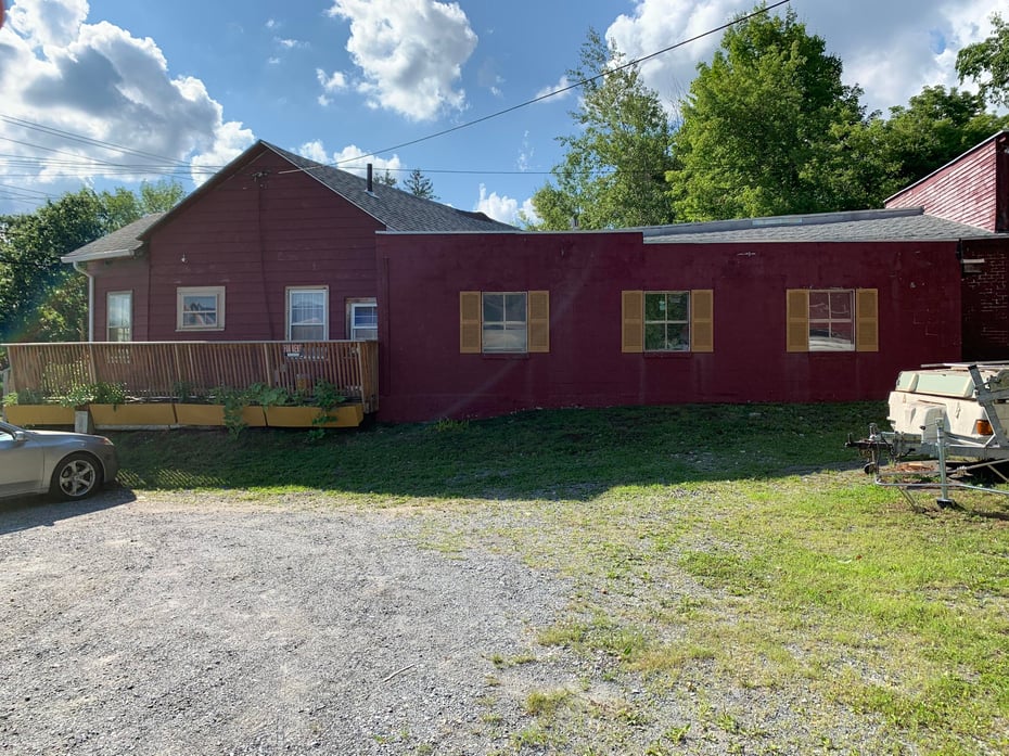 188 Wahconah St Photo 3