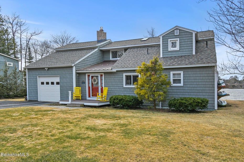 321 Ashmere Rd Photo 5