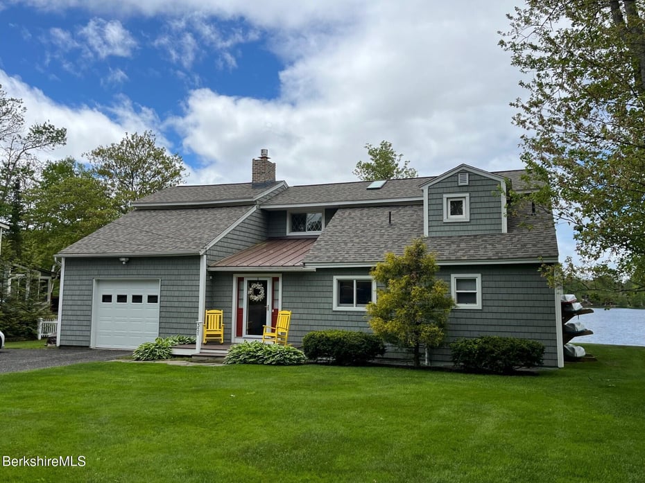 321 Ashmere Rd Photo 2