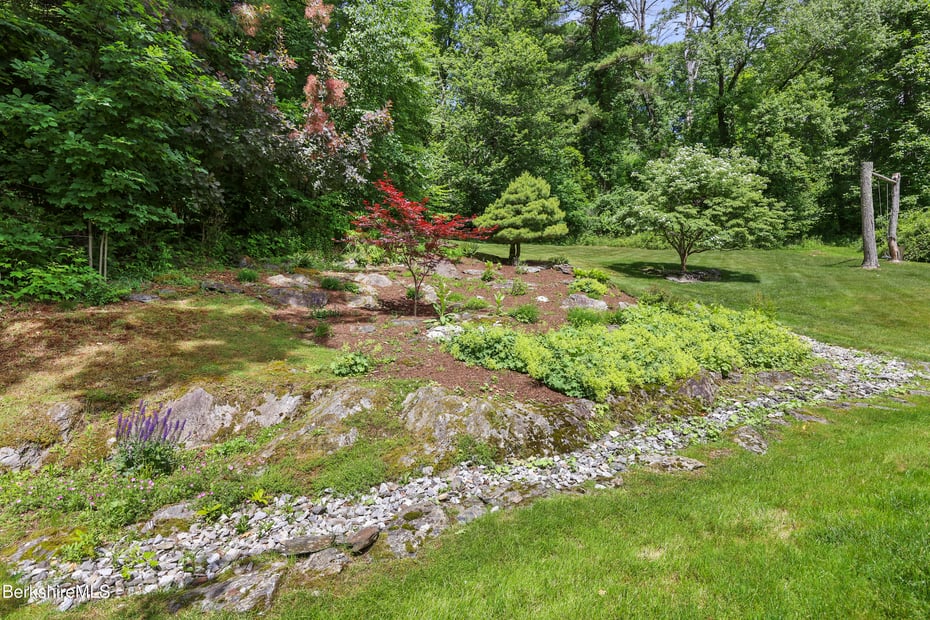 34 Millard Rd Photo 54