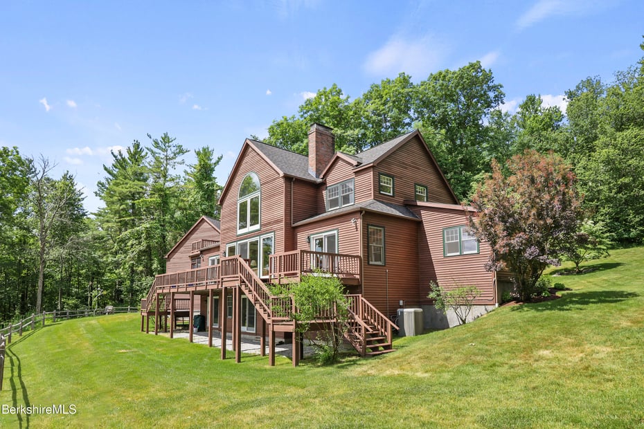 34 Millard Rd Photo 41