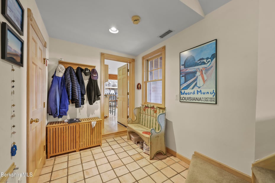 34 Millard Rd Photo 62