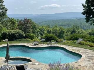 34 Millard Rd Photo 12