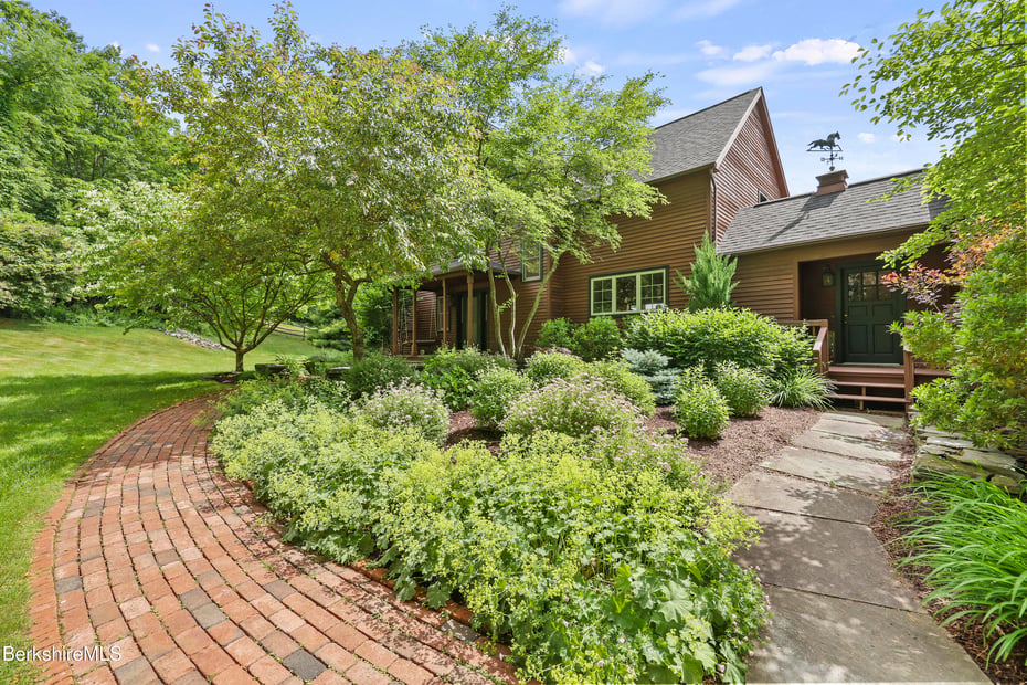 34 Millard Rd Photo 16